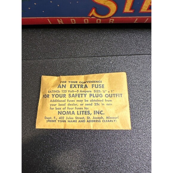 Vintage Sterling Christmas Lights w/ GE Mazda Bulbs - Picture 5 of 9